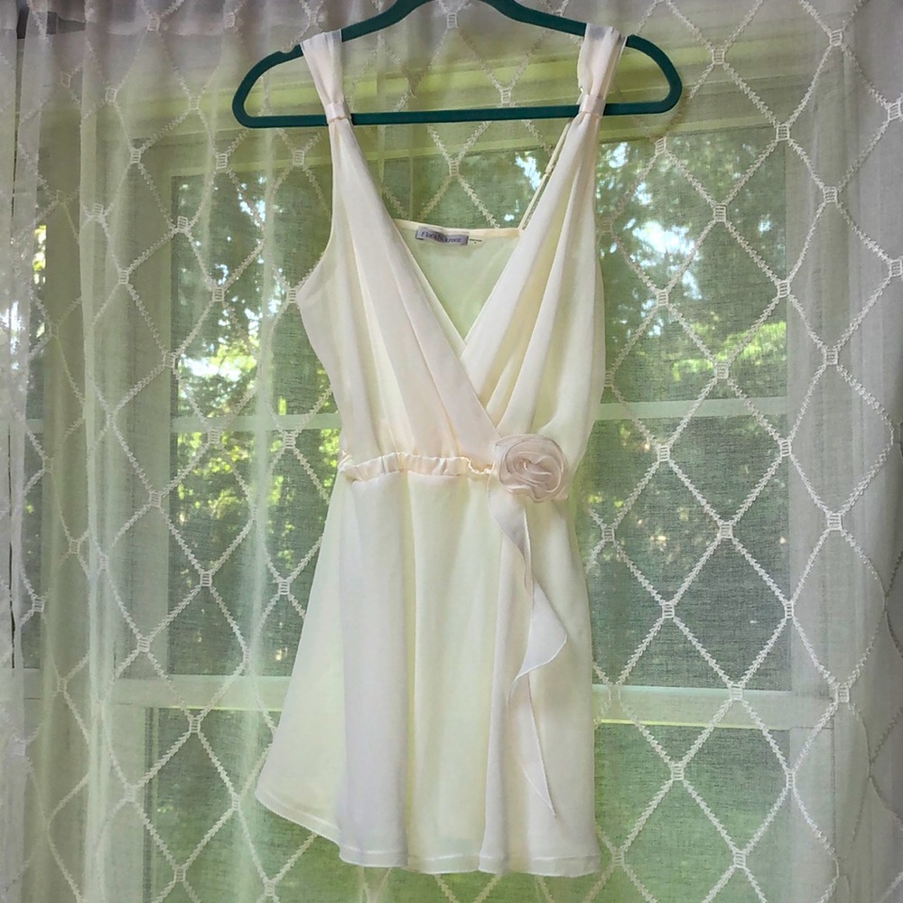 Flora Nikrooz Intimates Babydoll White Medium Never Worn